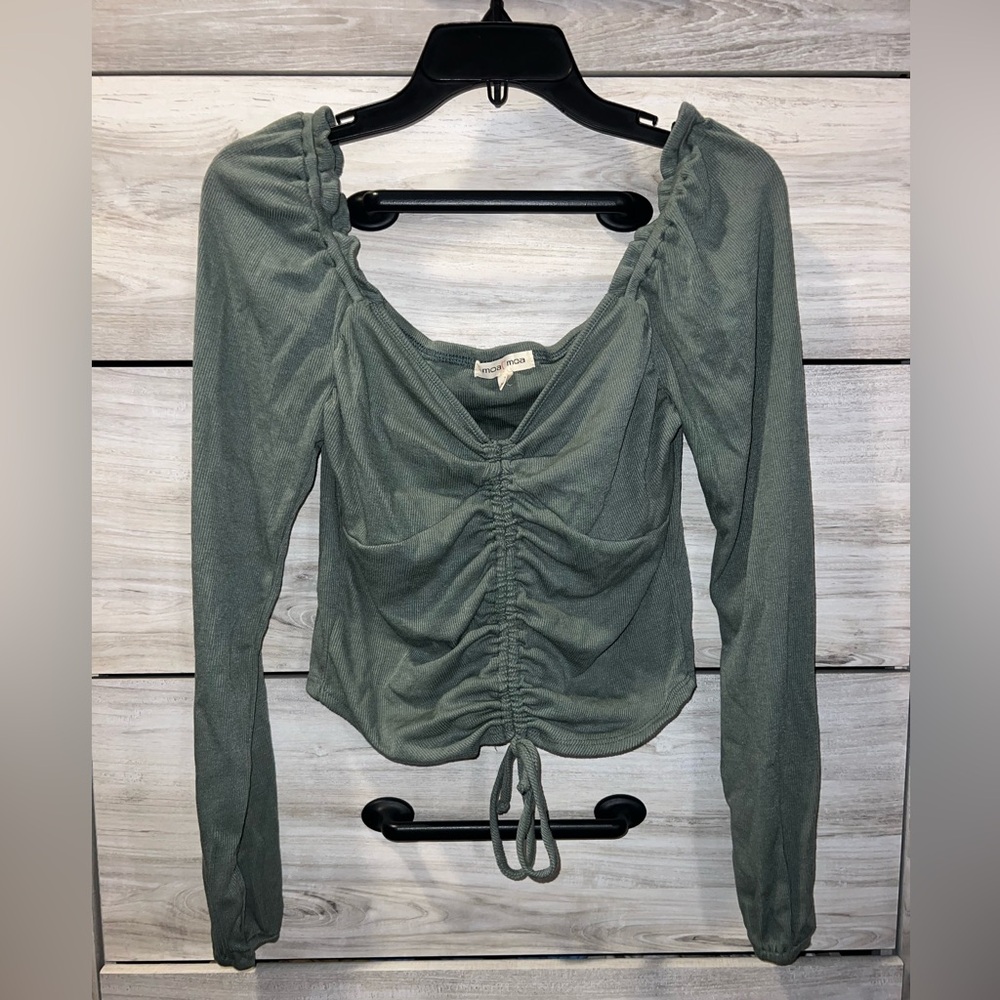 Green Long Sleeve Top